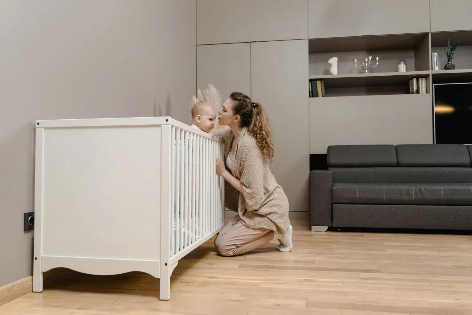 Lit bébé à barreaux + matelas