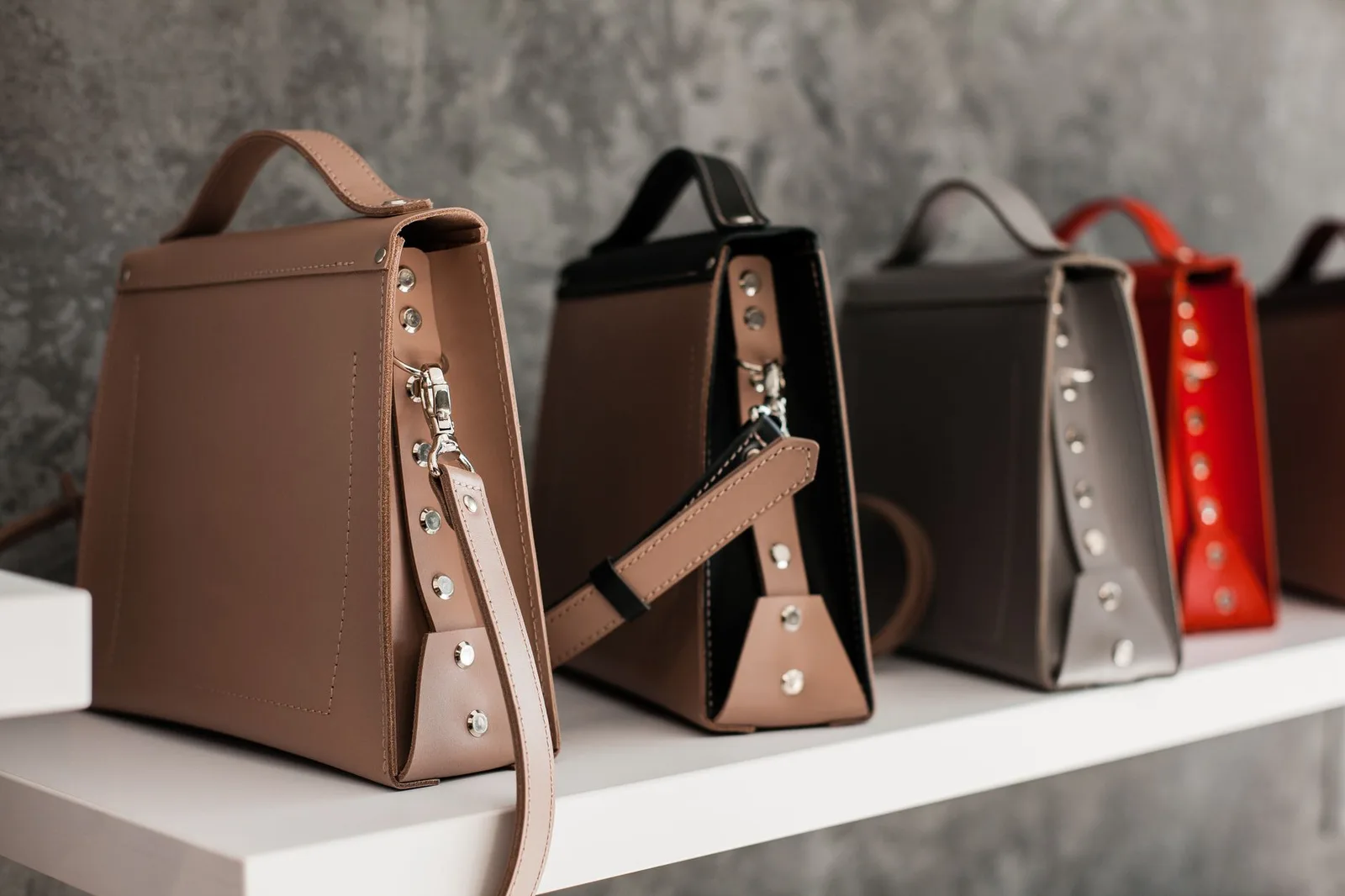 Sac à main cuir, neuf